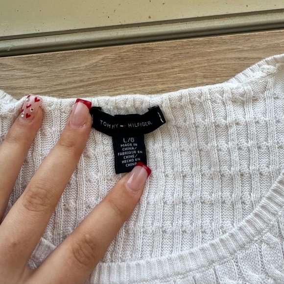 Tommy Hilfiger long sleeve - Picture 2 of 7
